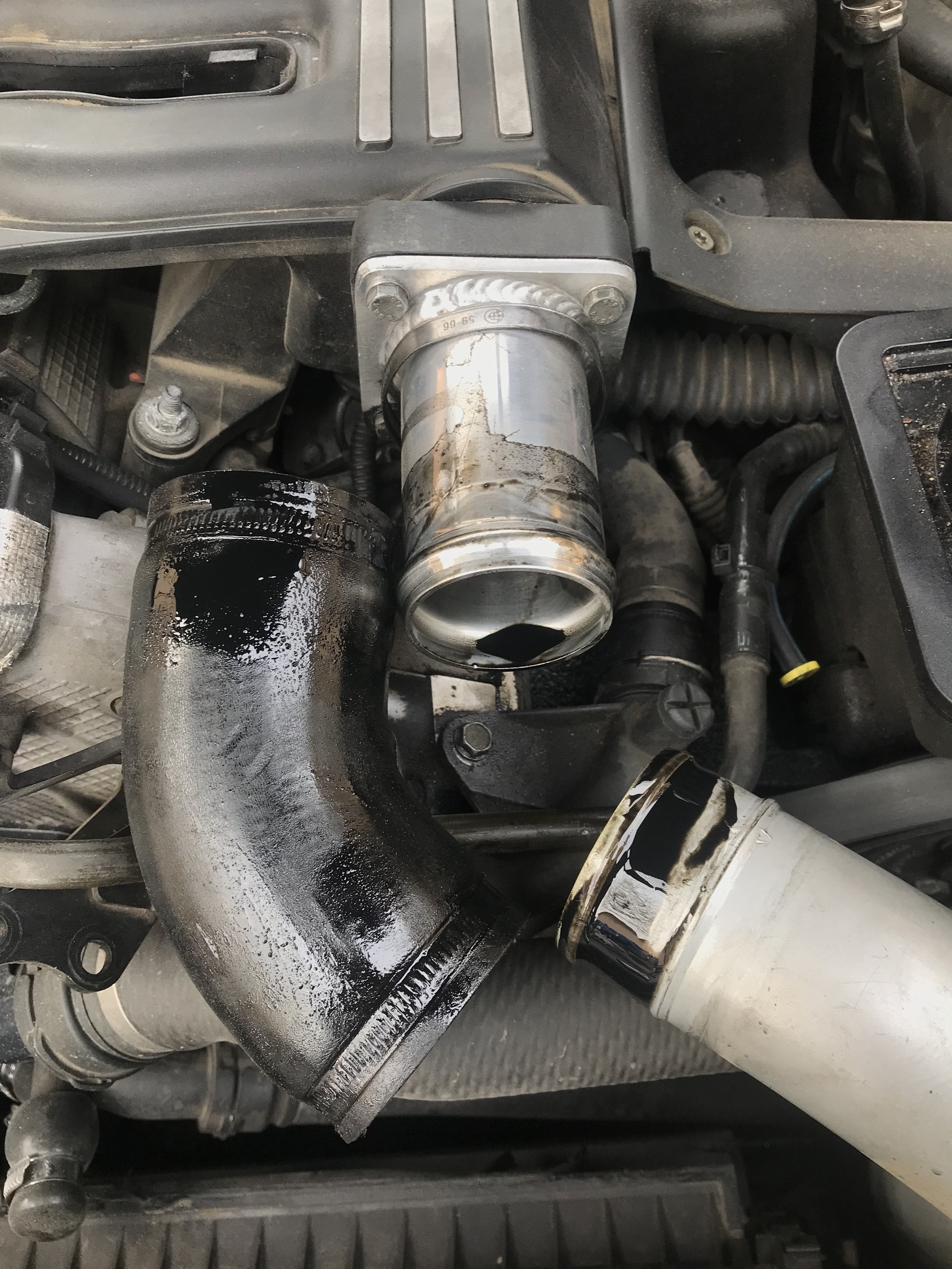Oil inside the intake (BMW E46 320D M47)